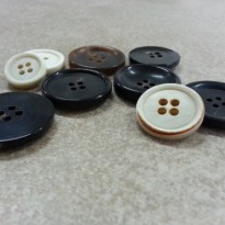 HORN AND BONE BUTTONS